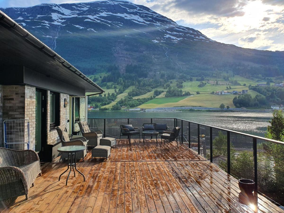 Panorama leiligheter i Olden med fjordutsikt - Høy standard! Eksteriør bilde
